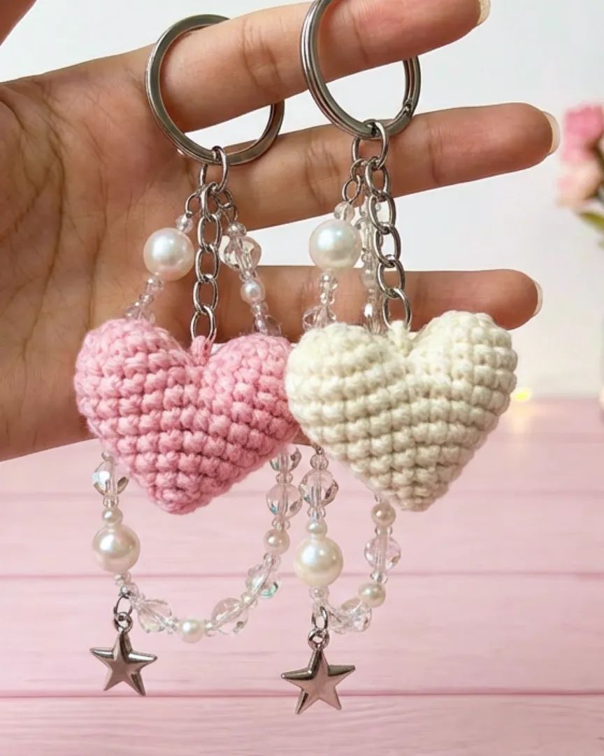Dainty Heart Keychain crochet pattern